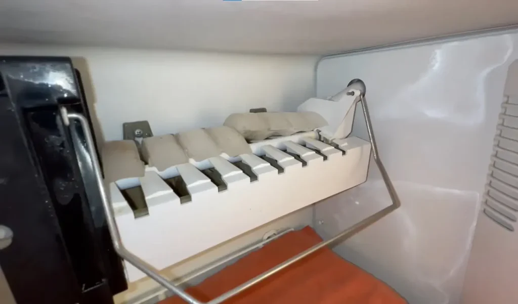 repair ice maker